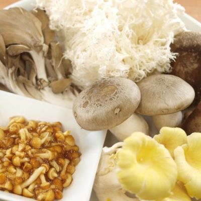 シャキシャキほっこり♪うまみたっぷり無添加調理の『贅沢なきのこ汁』が発売☆