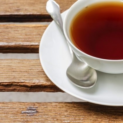 うがい薬は逆効果? はインフルエンザにも効果が期待できる「紅茶うがい」