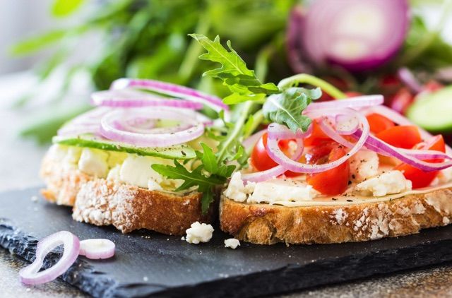 簡単 おいしい 華やかな オープンサンド のレシピアイデアまとめ Macaroni