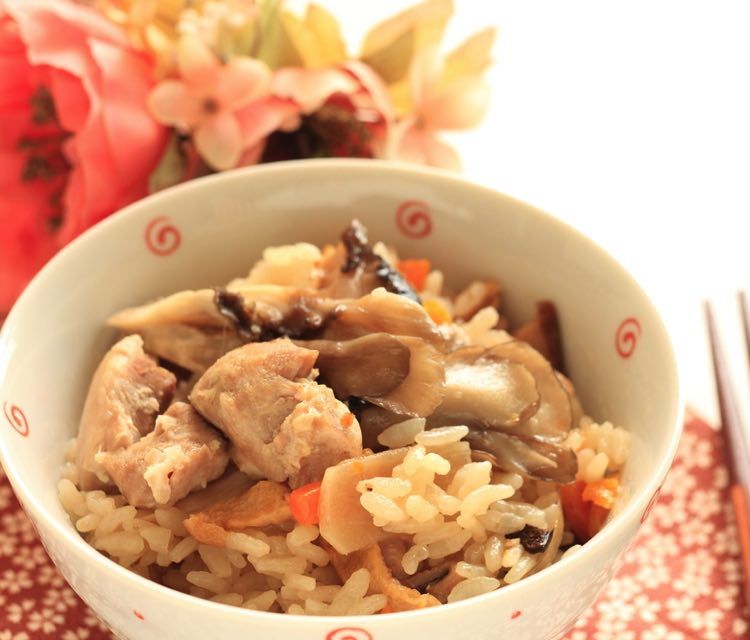 ダイエット中なら気をつけたい 炊き込みご飯のカロリーや糖質量を管理栄養士が紹介 Macaroni