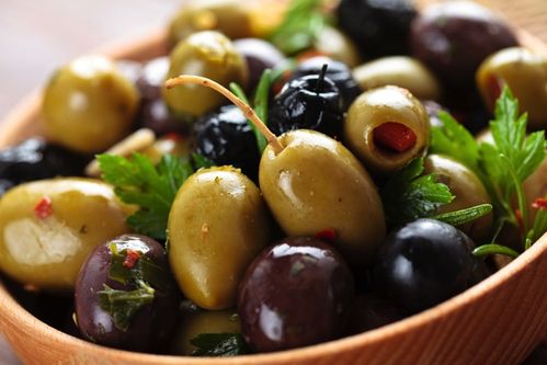 オリーブの実 を使ったレシピ23選 塩漬け オイル漬けの作り方も Macaroni