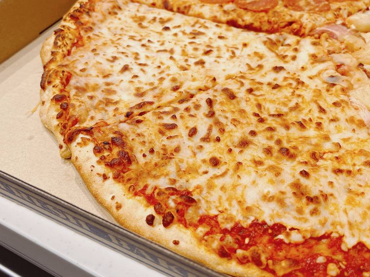 コストコのフードコートのピザチーズ