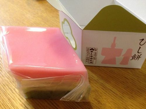 食べ方のキホン】ひな祭りの定番！意外と知らない「菱餅(ひしもち)」の