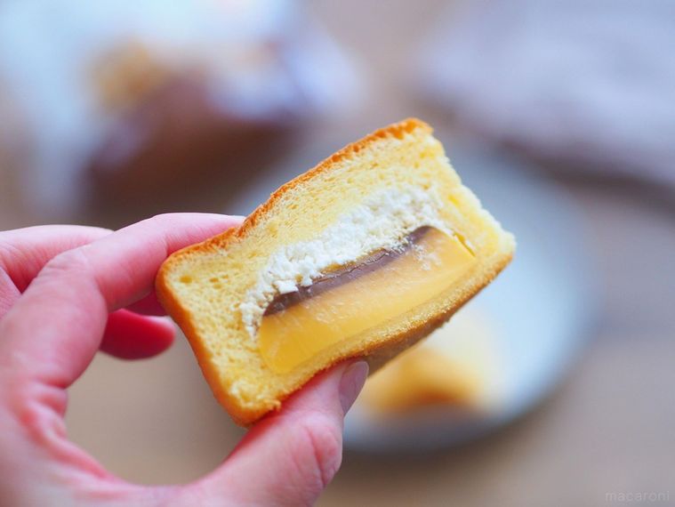 ファミマの話題作「パンケーキにプリン入れちゃいました」を実食!新スイーツの正体は…の画像