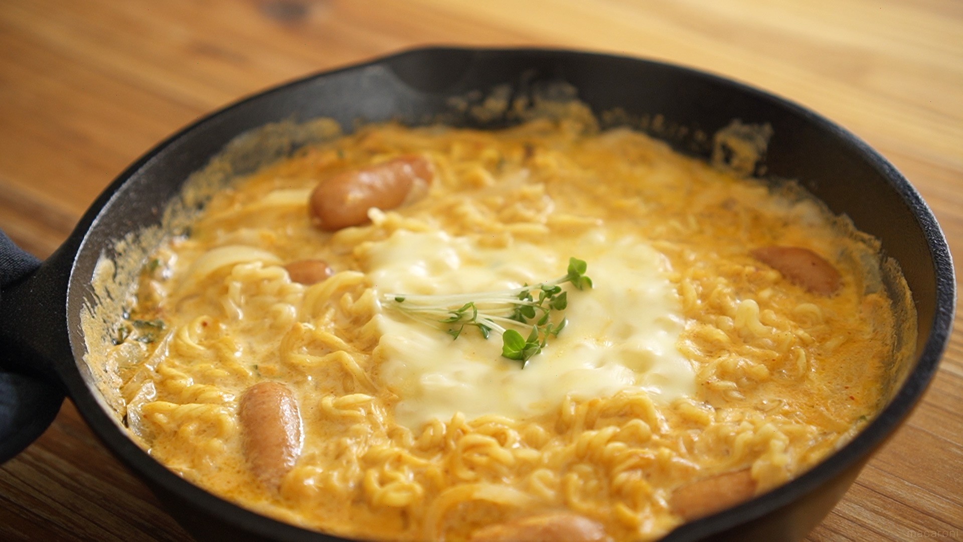 韓国で流行中の新アレンジ ロゼ辛ラーメン の作り方 2ページ目 Macaroni