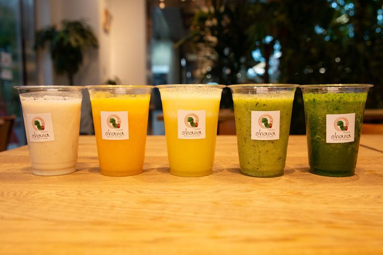 世界初「はらぺこあおむしコラボベーカリー」が東京にオープン!おしゃれな限定グッズも販売中の画像
