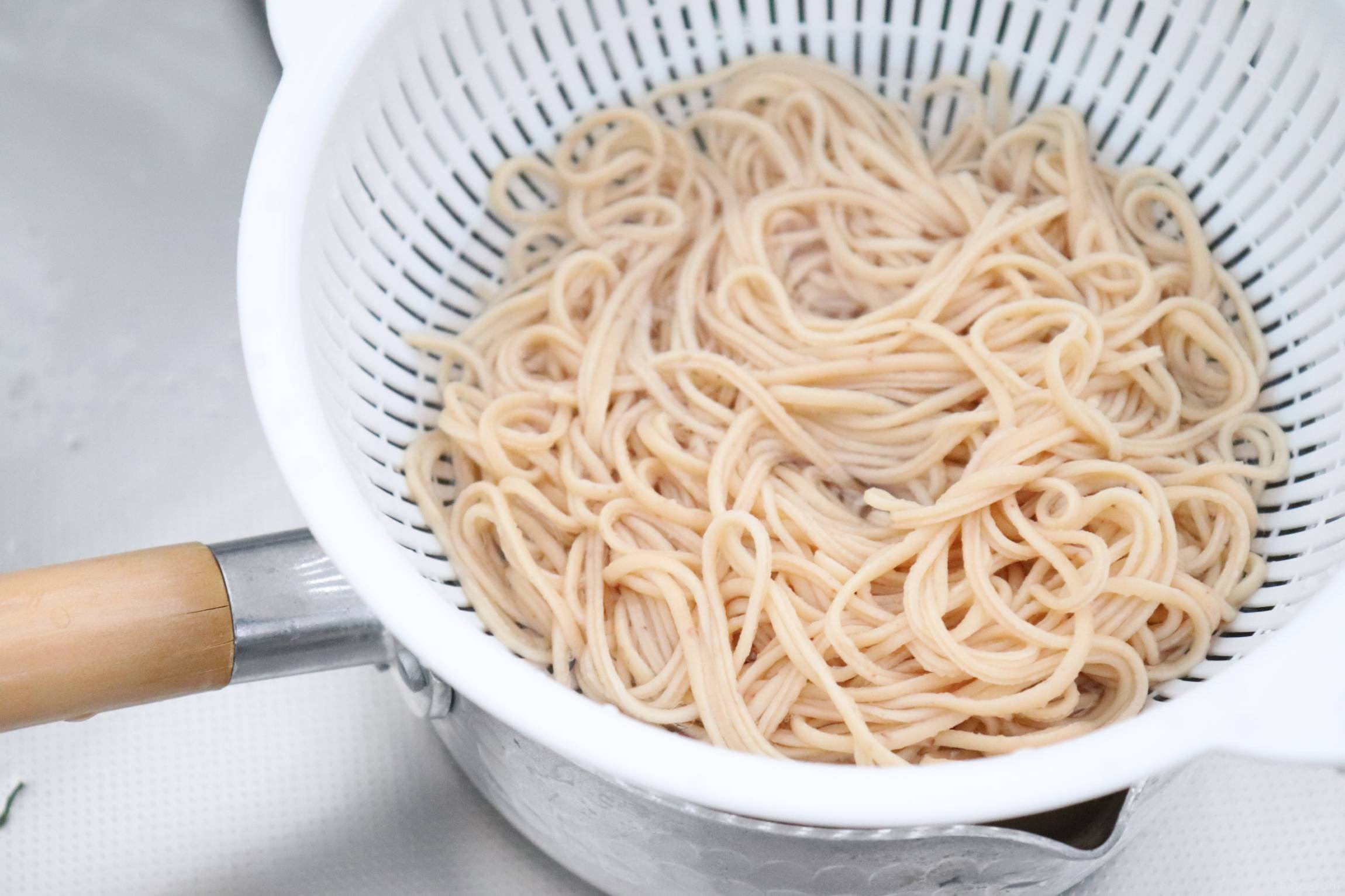 ダイエット中の方もぜひ！夏に食べたいピリ辛ビビン麺 - macaroni