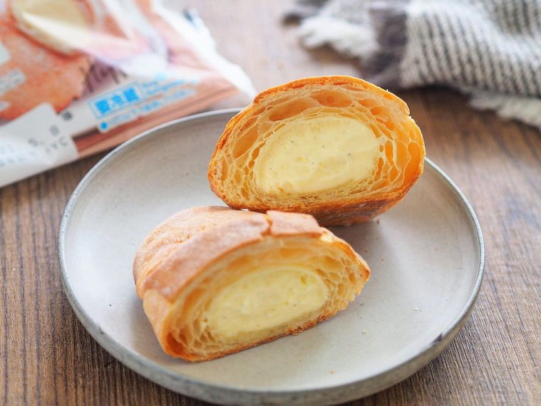 ヒットの予感!ファミマ「冷やして食べるクリームクロワッサン」はバターっぷりが凄いの画像