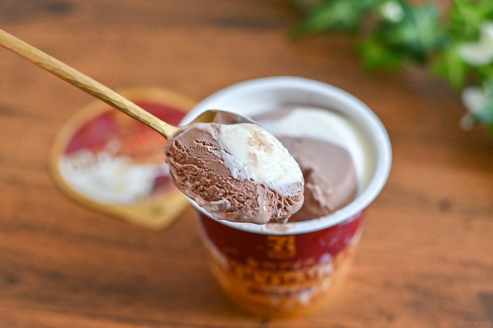 前回よりミルキー感アップ セブン金のアイス チョコ ミルク が贅沢にリニューアルして登場 365日アイス女子 Macaroni