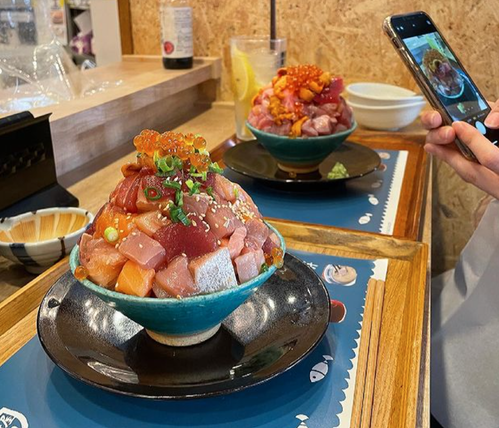 熱海で本当におすすめの海鮮丼10選 ランチに行きたい穴場 デカ盛り 安い店など Macaroni