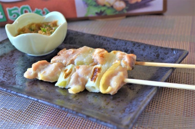 お皿に盛った調理後のねぎ間串