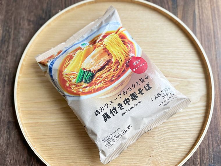具付き中華そばのパッケージ
