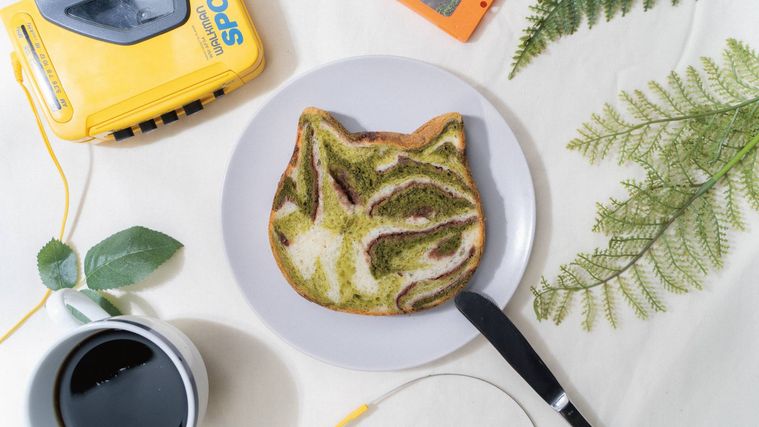 数量限定!ねこねこ食パン×フリークストアのコラボ食パン「ねこカモ」が新発売の画像