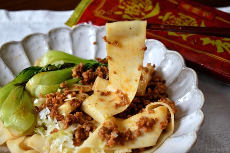 世界一画数の多い料理「ビャンビャン麺」がカルディに!未知の中華料理に挑戦の画像
