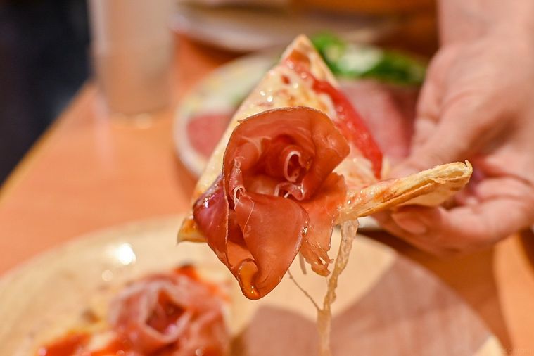 イタリア人直伝!サイゼリヤ「マルゲリータピザ」のおいしい食べ方の画像