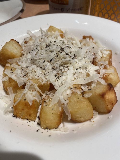 サイゼリヤのポテトが 最強おつまみ に Twitterで3万いいねの悪魔的アレンジ Macaroni サイゼリヤのポテトが 最強おつまみ に Twitterで3万いいねの悪魔的アレンジ Macaroni