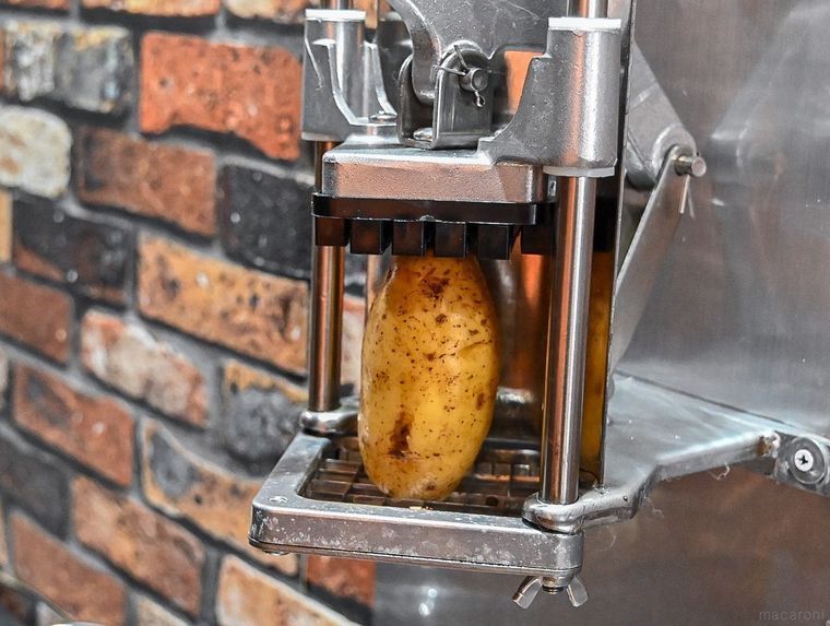 ポテトの概念が変わる。ベルギーフリッツ専門店「フリッツ・ブルージュ」が浅草に誕生の画像