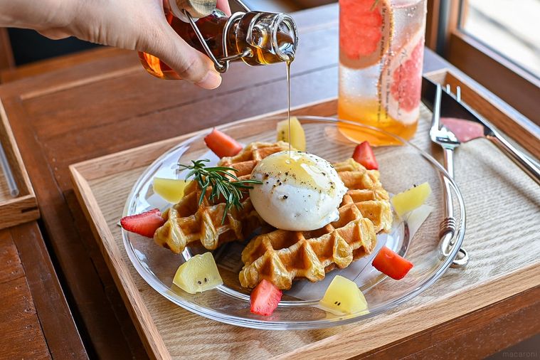原宿「MUUN SEOUL(ムーンソウル)2号店」を徹底レポ!扉をあければ、そこは韓国カフェの画像