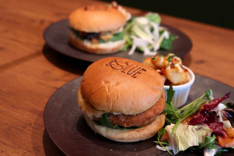 地球にやさしいSバーガーを実食!サステナブルなレストラン「シンシアブルー」と「ザ・バーン」がコラボの画像