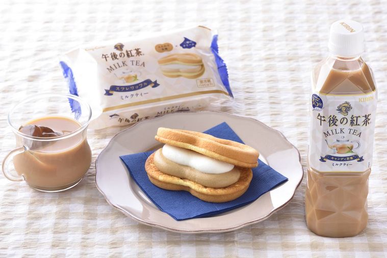 午後の紅茶コラボ “スフレワッフル” がコージーコーナーに登場。紅茶と練乳2種のクリームがサンドされた逸品の画像