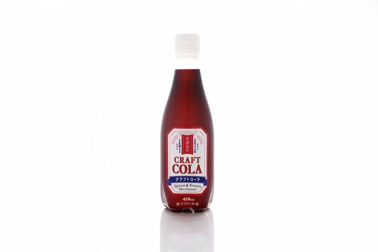 成城石井が初の「オリジナル クラフトコーラ」を発売!スパイスとフルーツたっぷりの微炭酸で飲みやすいの画像