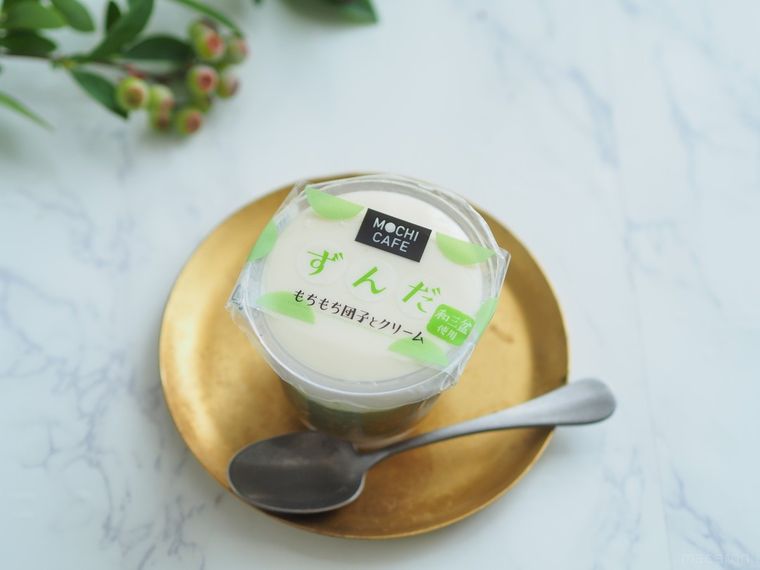 もちもち感に溺れる和スイーツ。ローソン「もちカフェずんだ」は地味だけどまた買いたくなるの画像