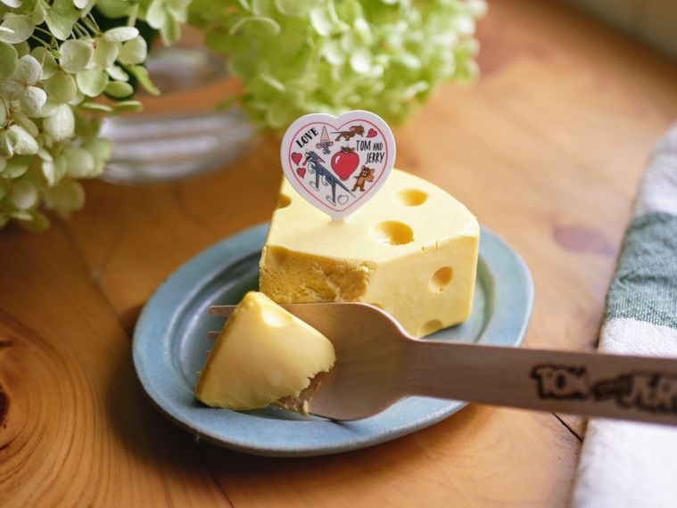 子どもの頃の夢が叶った!トムとジェリーのチーズケーキをお取り寄せの画像