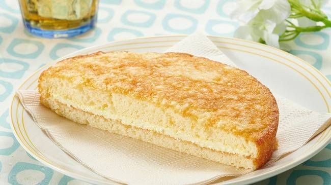 100円ローソン7月新作!世界のパンやフルーツパンシリーズが登場の画像