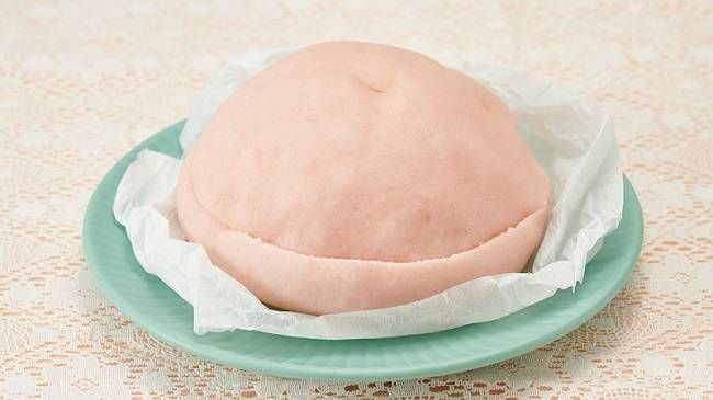 100円ローソン7月新作!世界のパンやフルーツパンシリーズが登場の画像