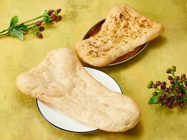 100円ローソン7月新作!世界のパンやフルーツパンシリーズが登場の画像