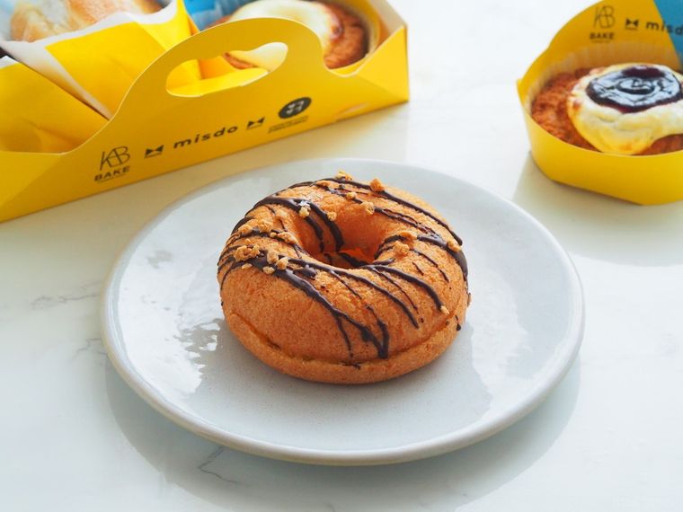 ミスド新作を全6種食べ比べ!「BAKE×ザクザク」との贅沢コラボ、その味はいかに…?」の画像