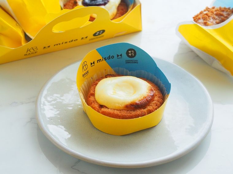ミスド新作を全6種食べ比べ!「BAKE×ザクザク」との贅沢コラボ、その味はいかに…?」の画像