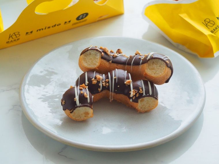 ミスド新作を全6種食べ比べ!「BAKE×ザクザク」との贅沢コラボ、その味はいかに…?」の画像