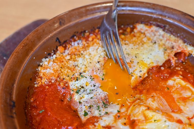 SNS騒然!サイゼ新作「煉獄のたまご」を実食、無料でもっとおいしくなる食べ方も伝授の画像