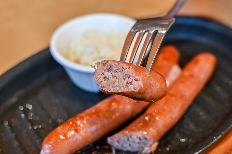 全肉好きに伝えたい。サイゼ新作「サルシッチャのグリル」は本場さながらの肉々しさの画像