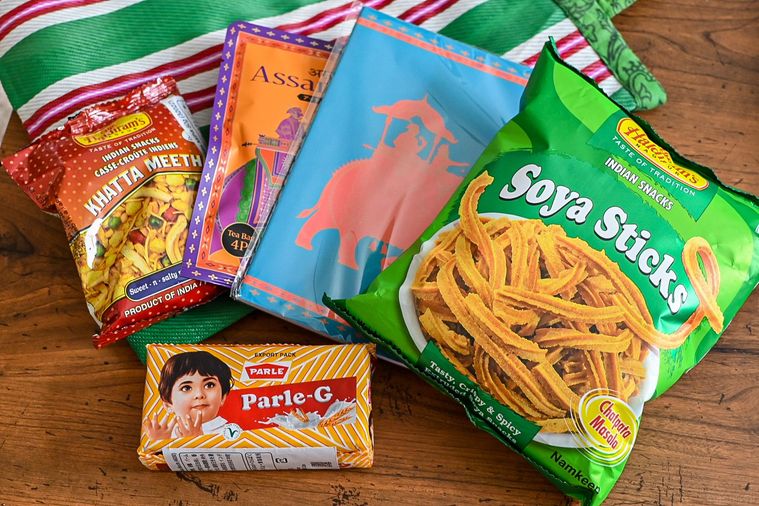 オンラインは即売り切れ!カルディ「インドマーケットバッグ」の中身が魅惑的だった…の画像