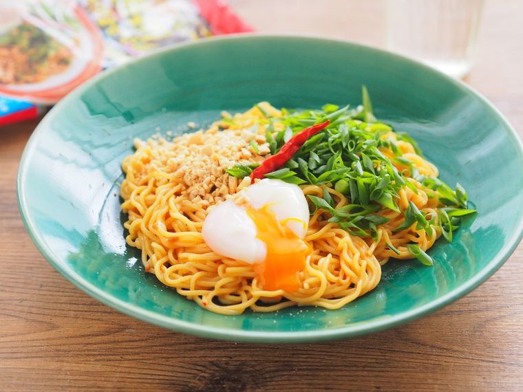 まぜそばブームの注目作!カルディ「冷やし坦々ナッツまぜそば」は在宅ランチの救世主の画像