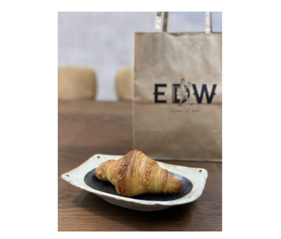 クロワッサン専門店「エスプレッソディーワークス三軒茶屋」がオープン!夜はバルメニューに大変身の画像