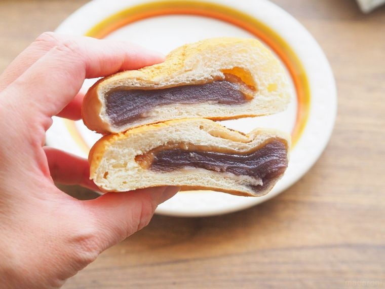 わらびもちを包んだ新感覚パン!ローソン「わらびもちこしあんぱん」は和菓子好きも唸る完成度の画像