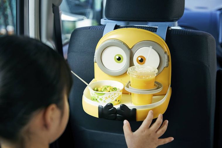 マクドナルド×ミニオンのコラボアイテム登場!見た目のかわいさに劣らない利便性の画像