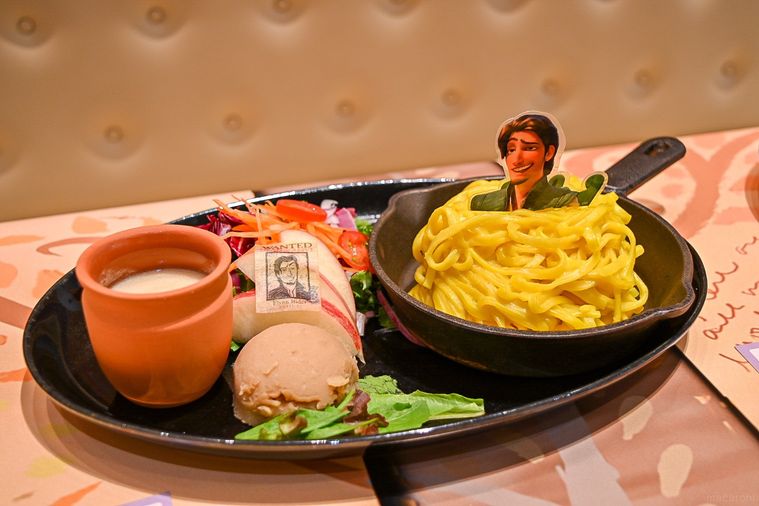 「塔の上のラプンツェル」OH MY CAFEが表参道にオープン!全メニューと一押しグッズの画像