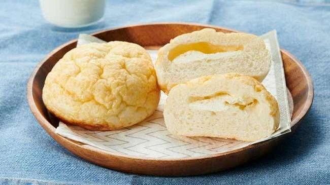 100円ローソン8月の新作!夏祭り気分を味わえるチョコバナナパンや豚角煮おにぎりも登場の画像
