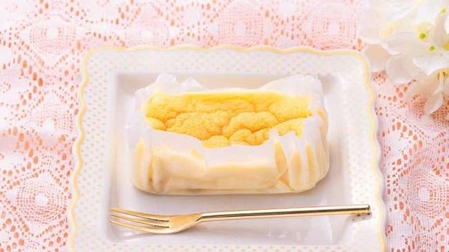 100円ローソン8月の新作!夏祭り気分を味わえるチョコバナナパンや豚角煮おにぎりも登場の画像