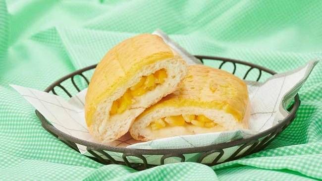 100円ローソン8月の新作!夏祭り気分を味わえるチョコバナナパンや豚角煮おにぎりも登場の画像