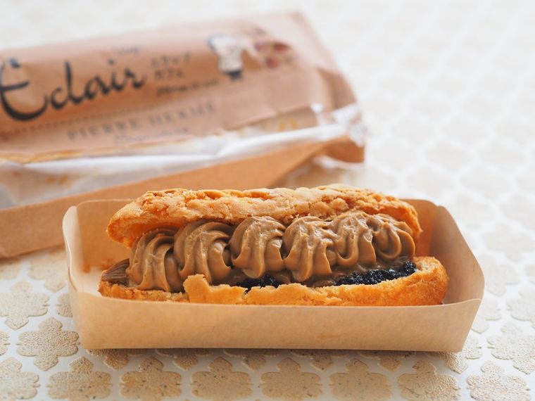 セブン×ピエールエルメの新作エクレア「カフェ」が登場!今作も間違いない味に感動の画像