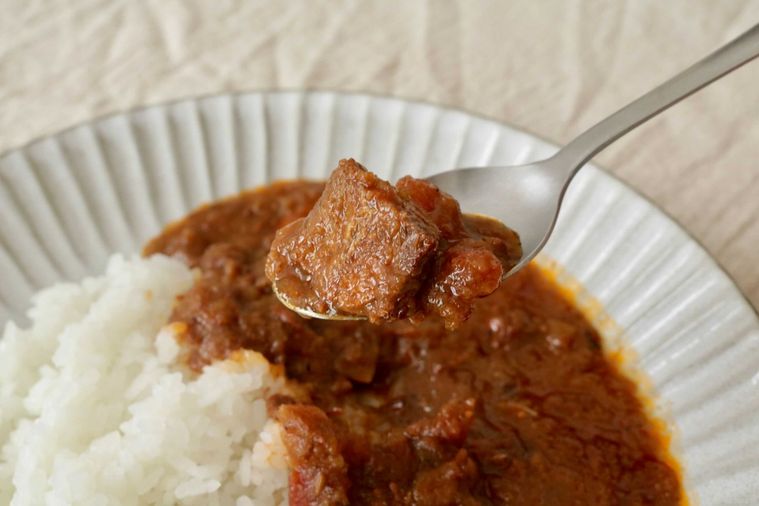 爆発的ヒット缶詰「サヴァ缶」がレトルトカレーに変身!このコラボ待ってました【トレンドカレー部#17】の画像