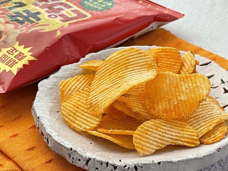 コンビニやスーパーで買える 旨辛 唐辛子お菓子 15選 2ページ目 Macaroni