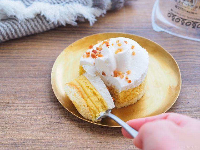 高級蜜芋がたまらない。ローソン「澄とろ生スイートポテト」は芋好きの心に刺さる逸品の画像