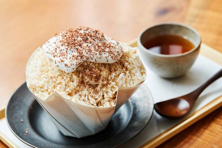 “おちゃらか”ほうじ茶ミルクティーのかき氷 ほうじ茶アールグレイのシロップ