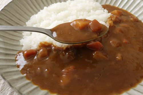 レトルトカレーマニア直伝 ボンカレー中辛 のおいしい食べ方 一条もんこのカレーログ 1 Macaroni